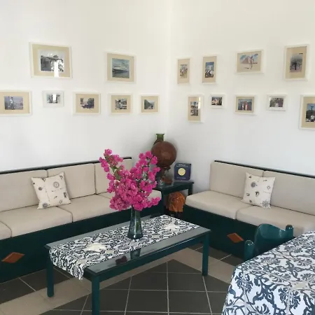 Papoulias Apartmán *